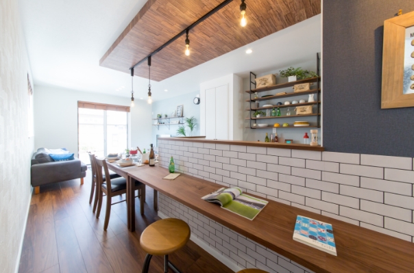 カウンター付きキッチン